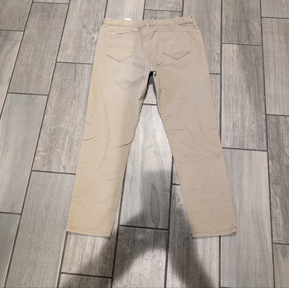 Banana Republic khaki colored:  The traveler Jean. - Picture 3 of 3